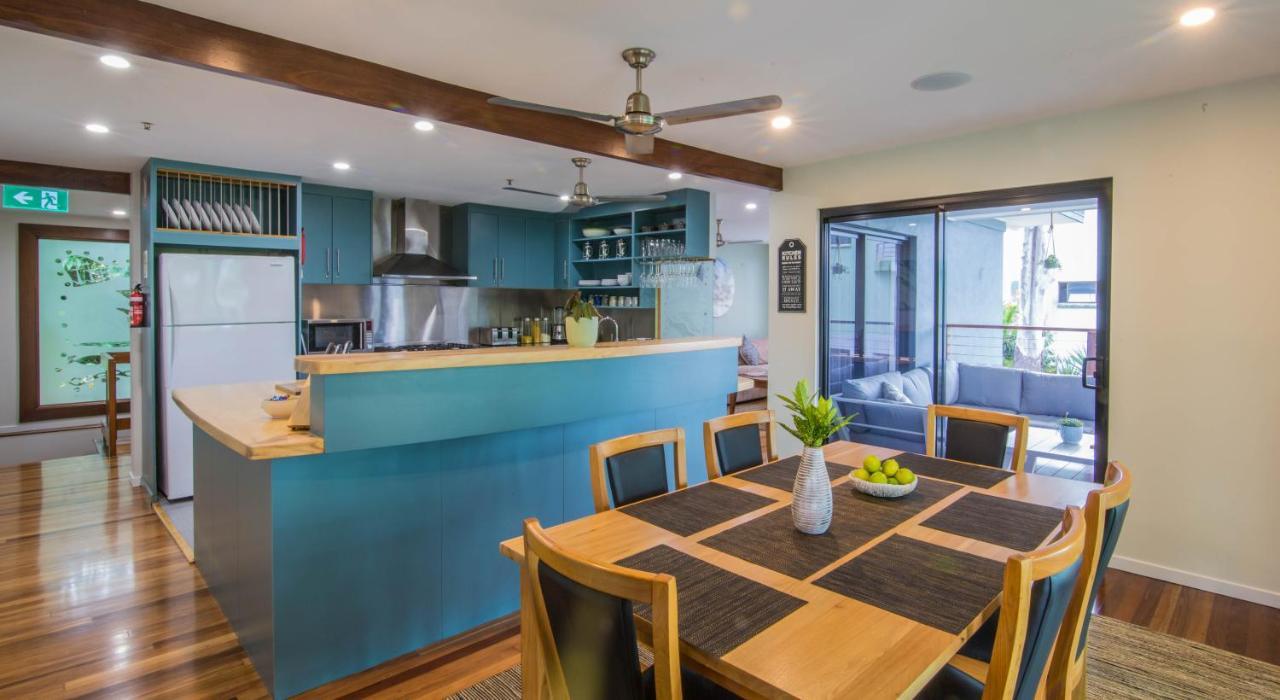Airlie Guest House Еърли Бийч Екстериор снимка