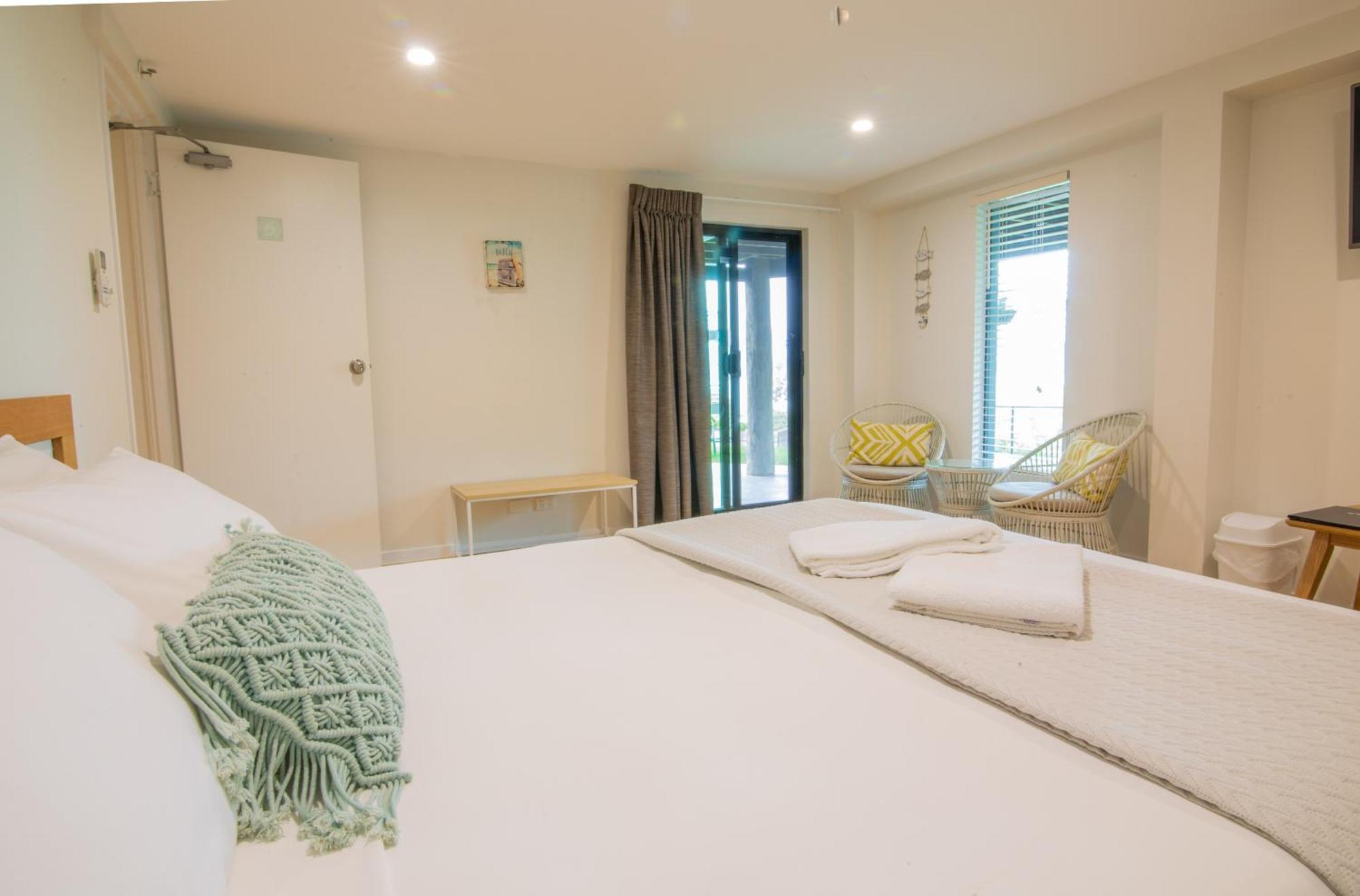 Airlie Guest House Еърли Бийч Стая снимка