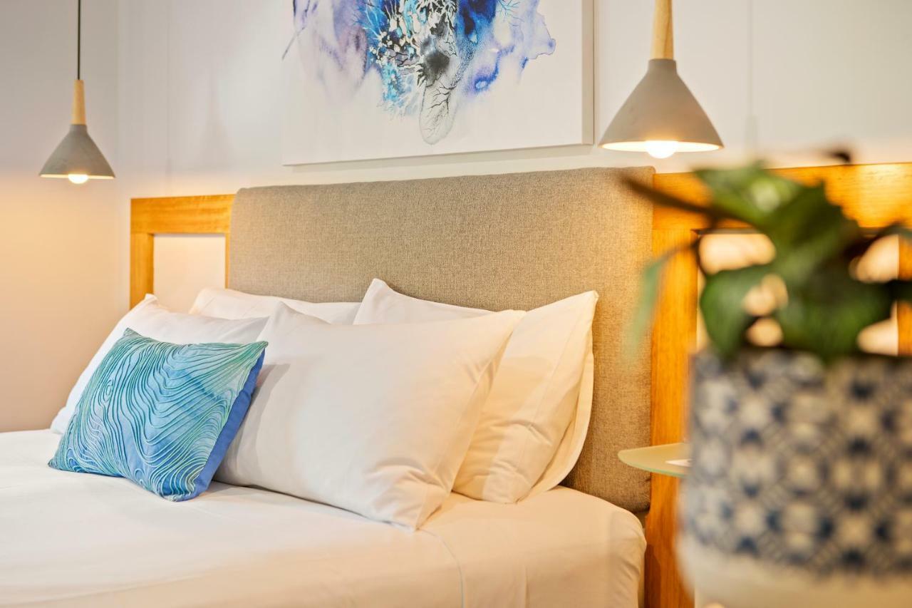 Airlie Guest House Еърли Бийч Стая снимка