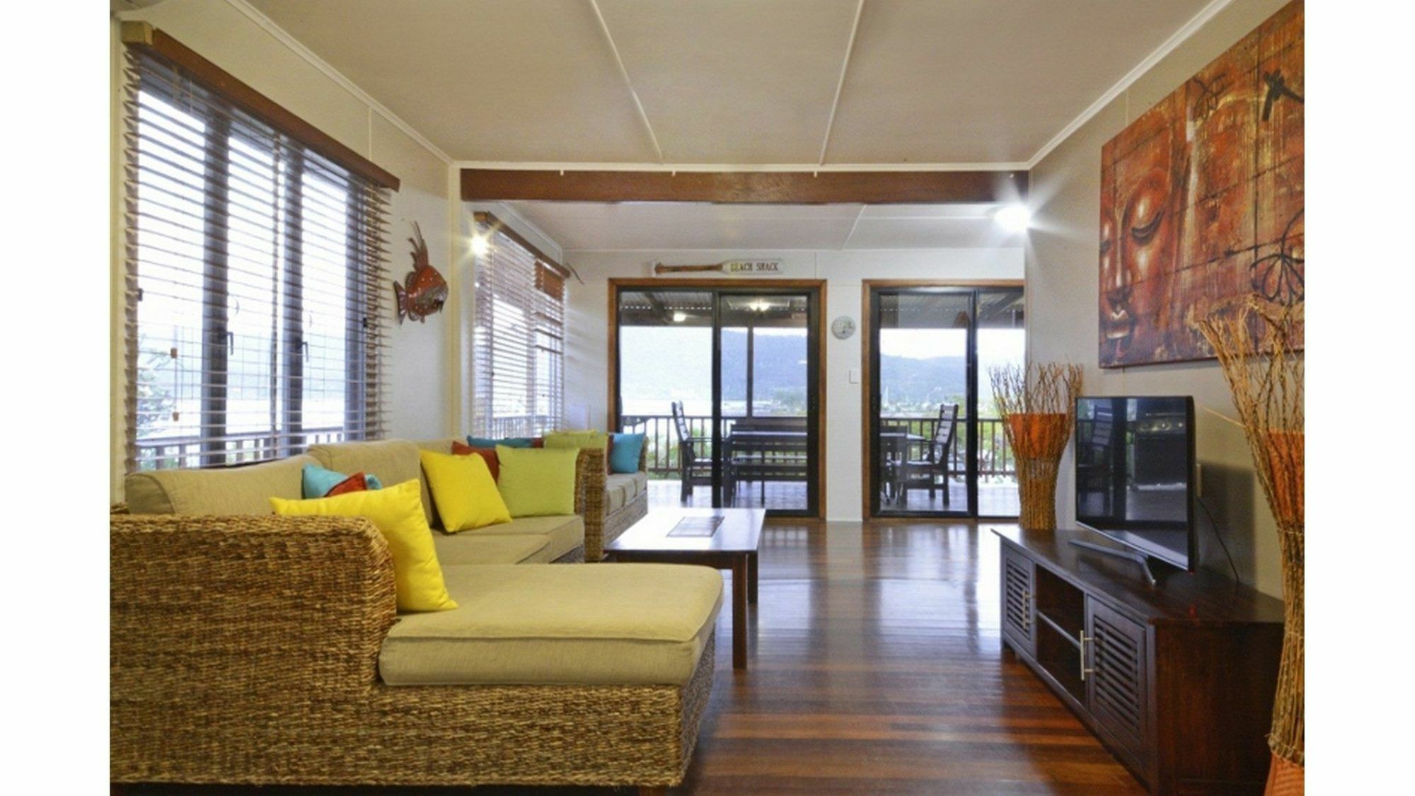 Airlie Guest House Еърли Бийч Екстериор снимка